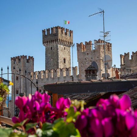 Apartmán Sirmione4U - Domus By The Castle Exteriér fotografie